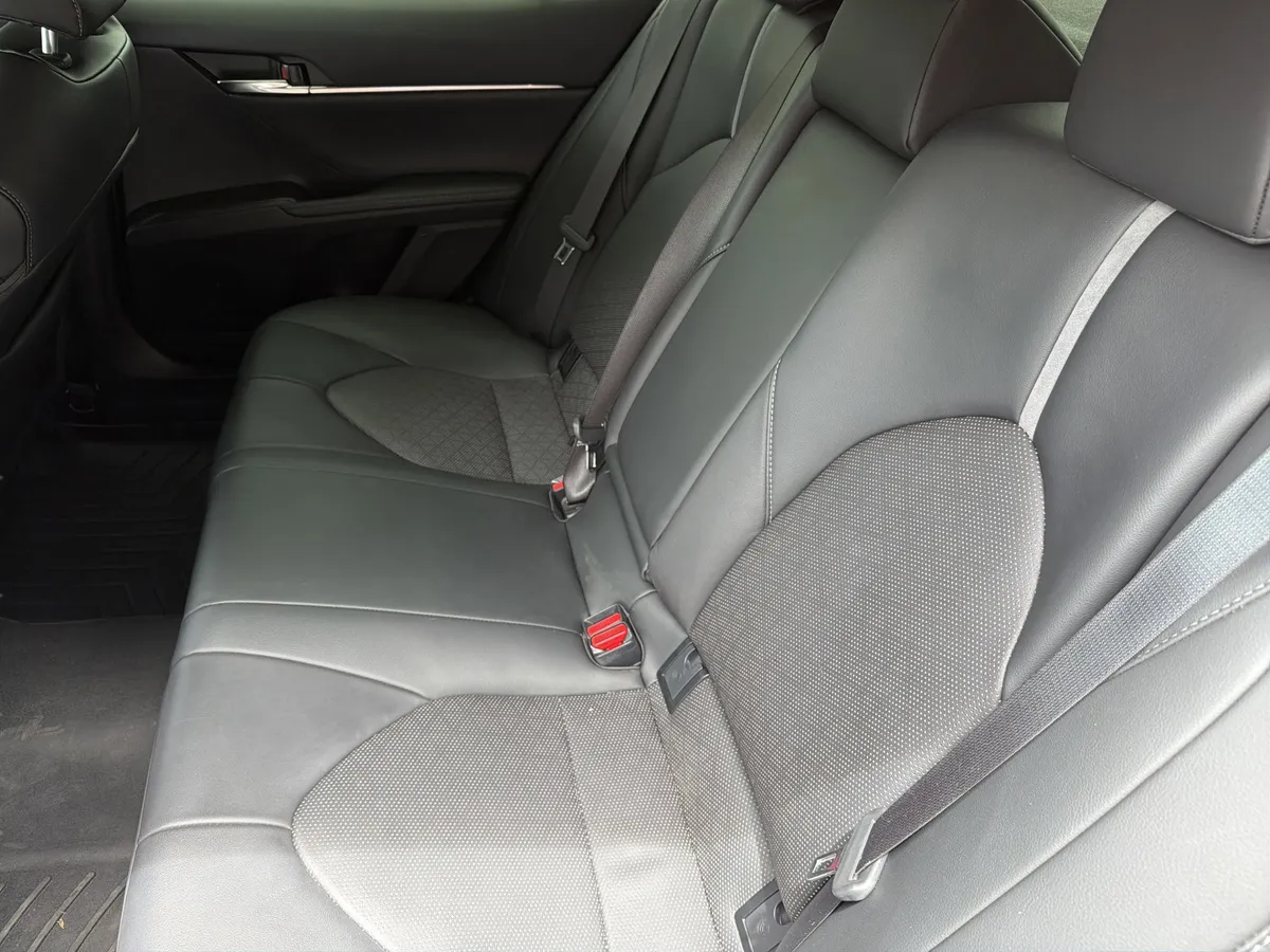2024 Toyota Camry XSE thumbnail 14