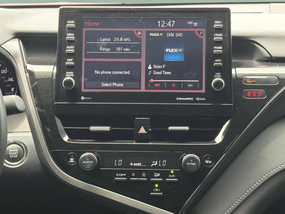2024 Toyota Camry XSE thumbnail 26