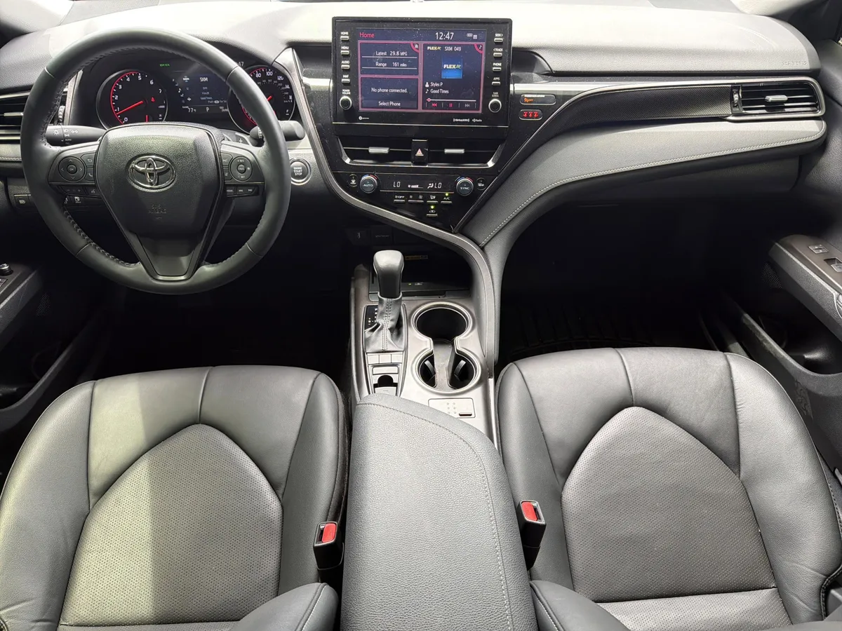 2024 Toyota Camry XSE thumbnail 27