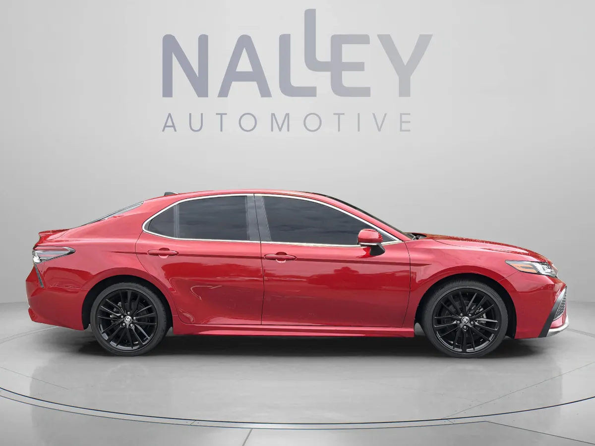 2024 Toyota Camry XSE thumbnail 7
