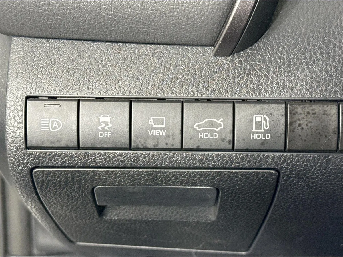 2024 Toyota Camry XSE V6 thumbnail 15