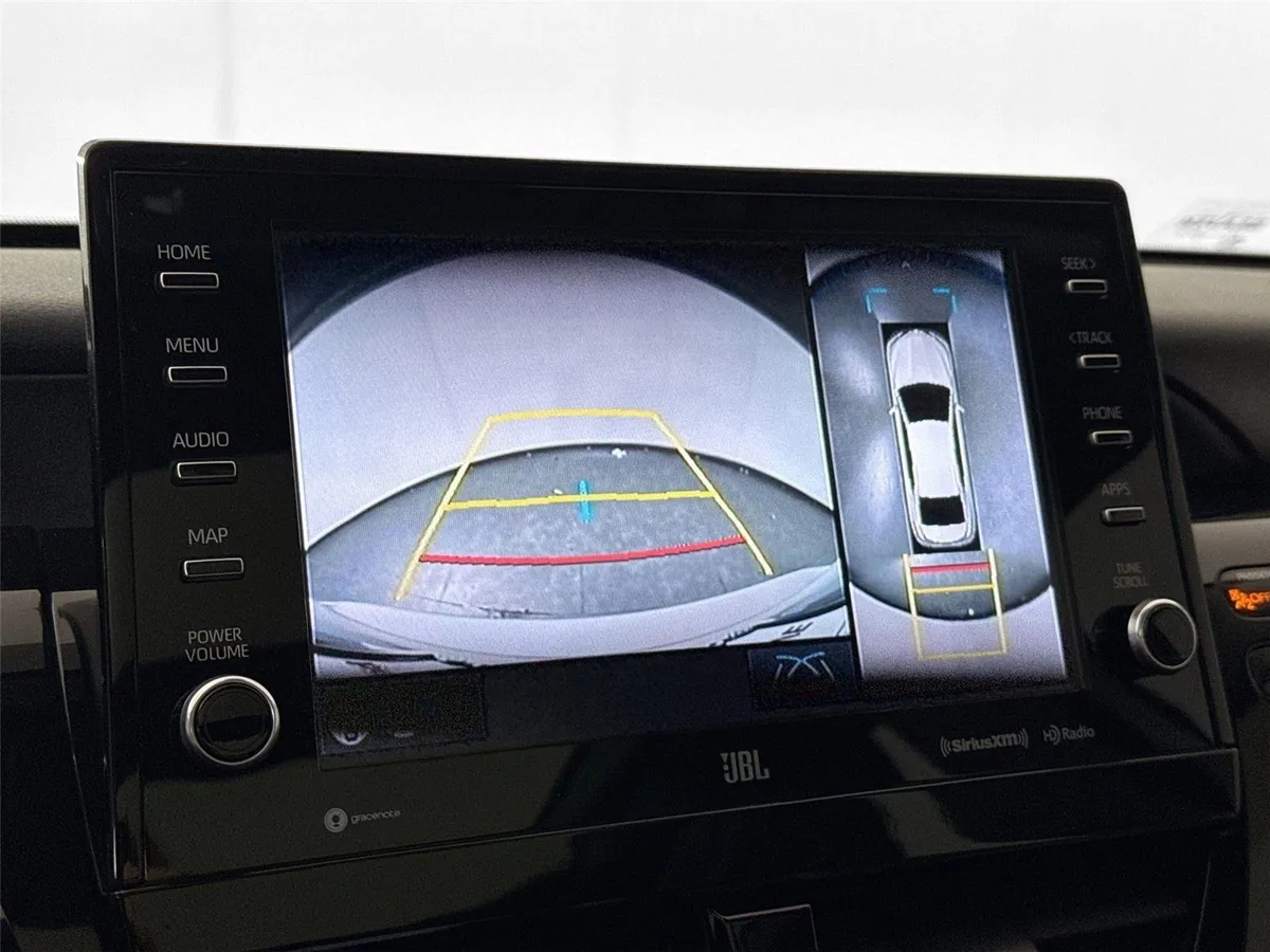 2024 Toyota Camry XSE V6 thumbnail 25