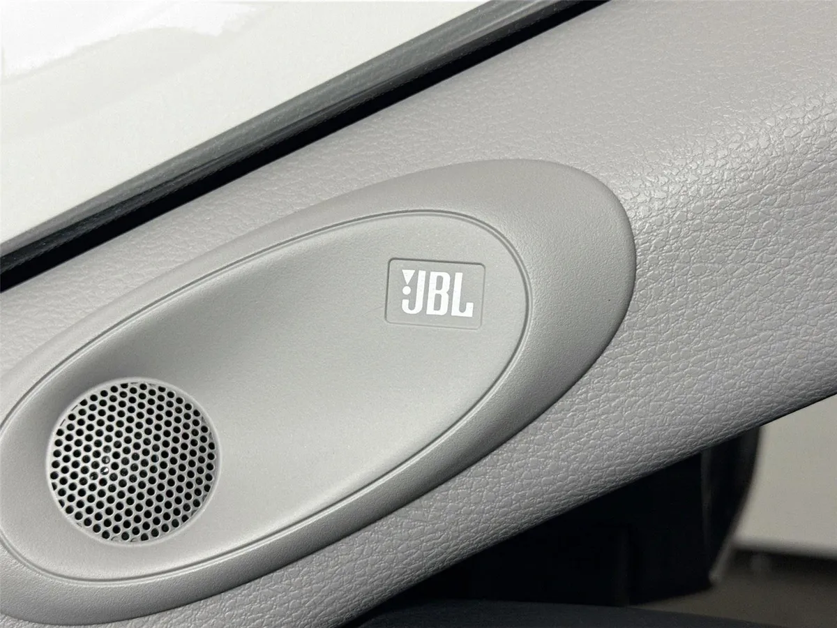 2024 Toyota Camry XSE V6 thumbnail 29