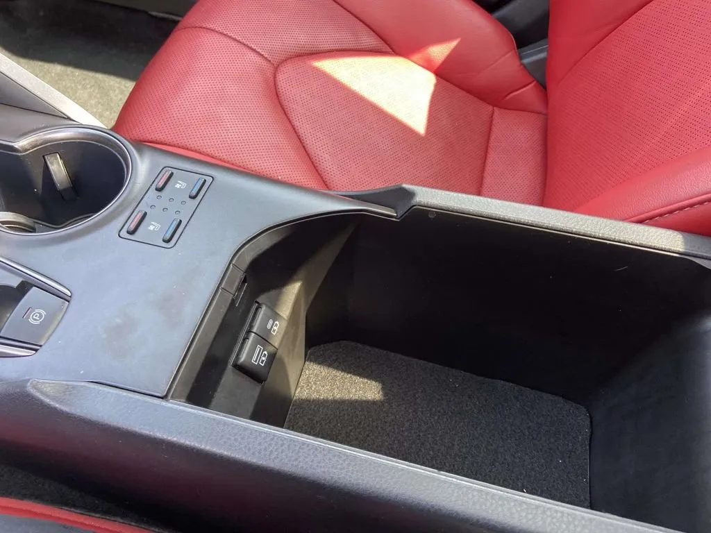 2024 Toyota Camry XSE V6 thumbnail 20