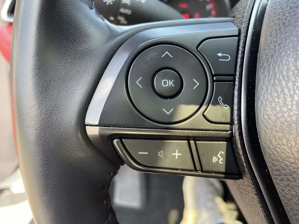 2024 Toyota Camry XSE V6 thumbnail 33
