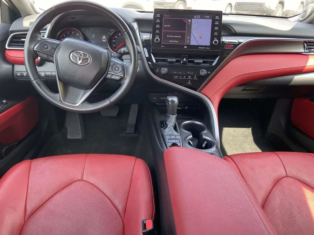 2024 Toyota Camry XSE V6 thumbnail 6