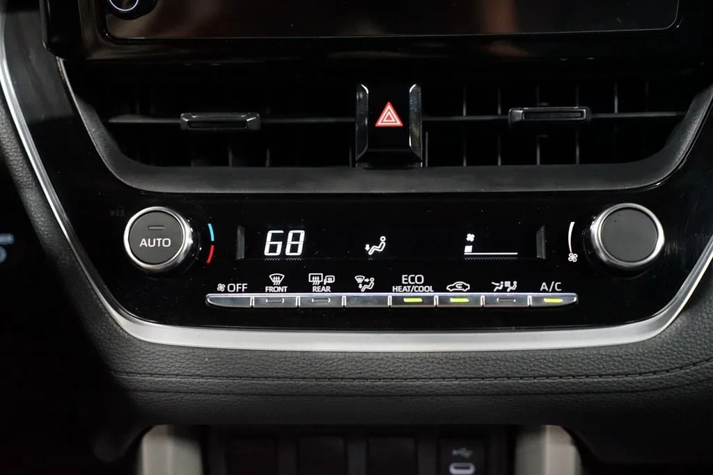 2024 Toyota Corolla Cross Hybrid SE thumbnail 20