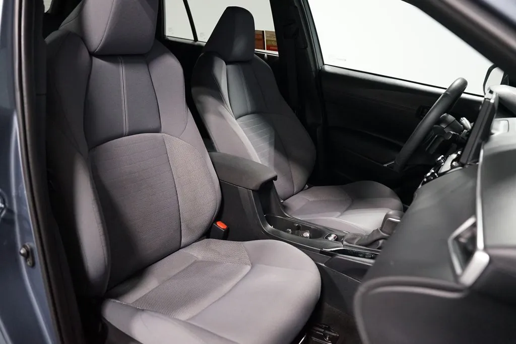 2024 Toyota Corolla Cross Hybrid SE thumbnail 28