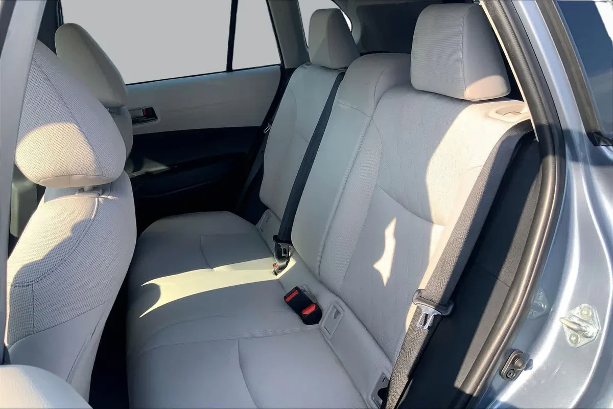 2024 Toyota Corolla Cross L thumbnail 20