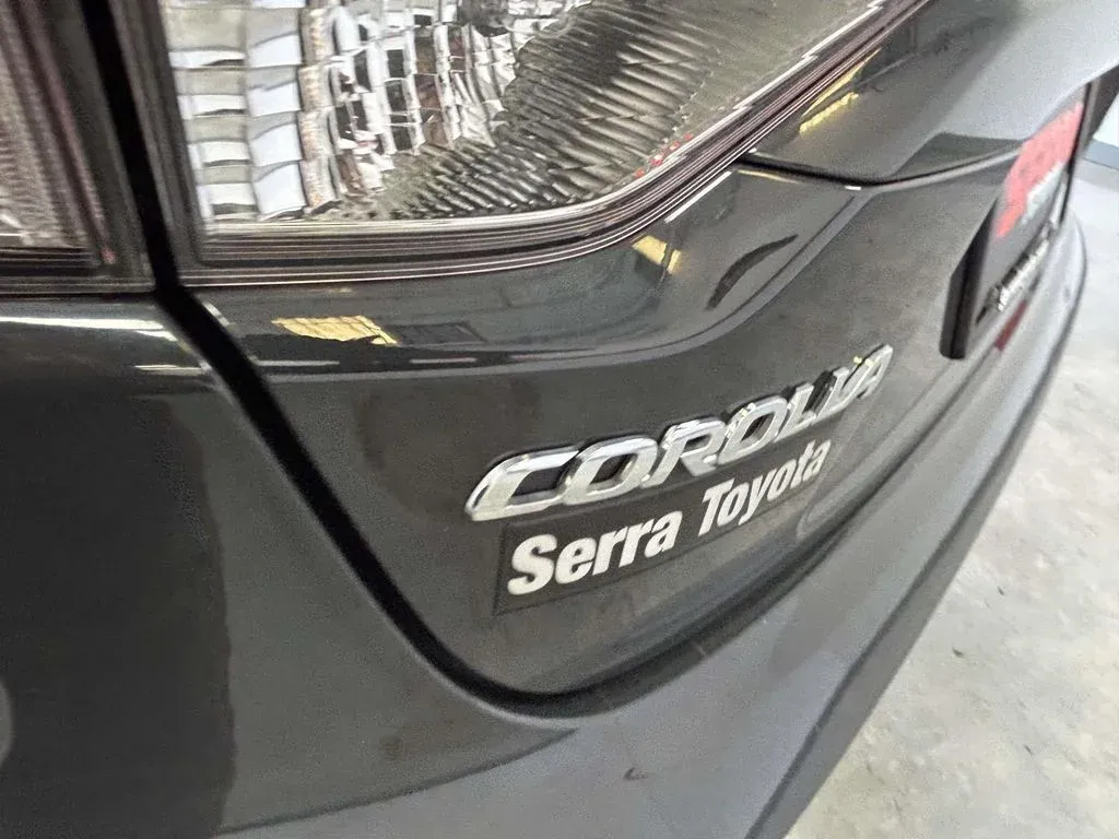 2024 Toyota Corolla Hybrid LE thumbnail 10
