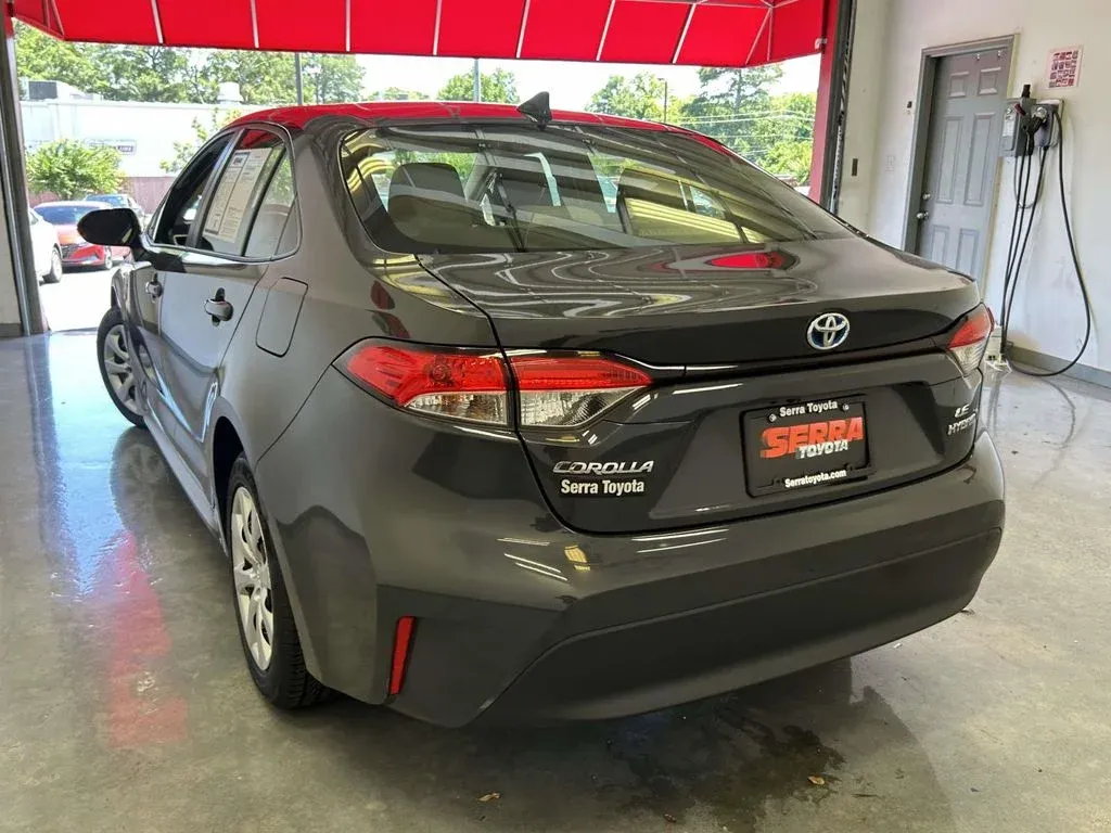 2024 Toyota Corolla Hybrid LE thumbnail 5