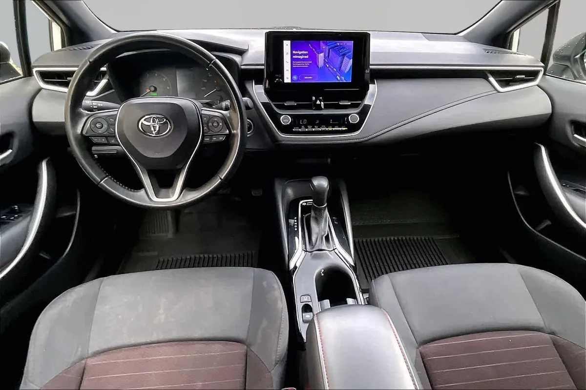 2024 Toyota Corolla Hybrid SE thumbnail 16
