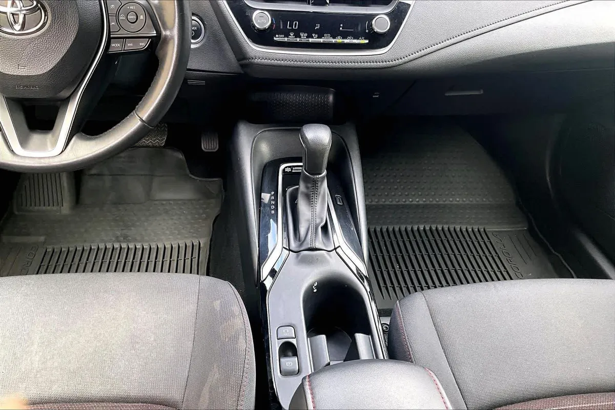 2024 Toyota Corolla Hybrid SE thumbnail 17