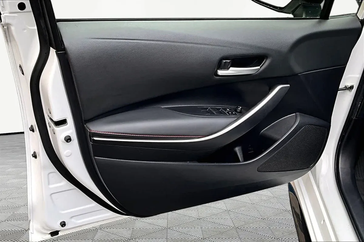 2024 Toyota Corolla Hybrid SE thumbnail 22