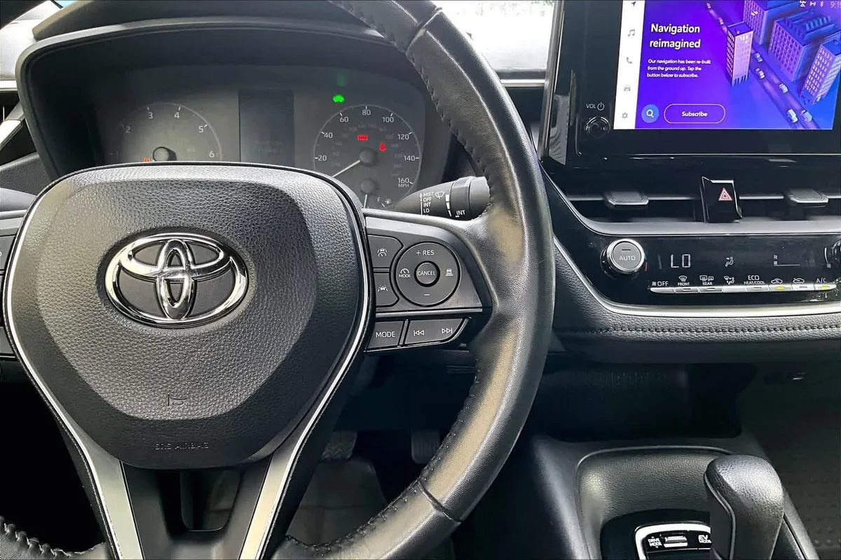 2024 Toyota Corolla Hybrid SE thumbnail 25