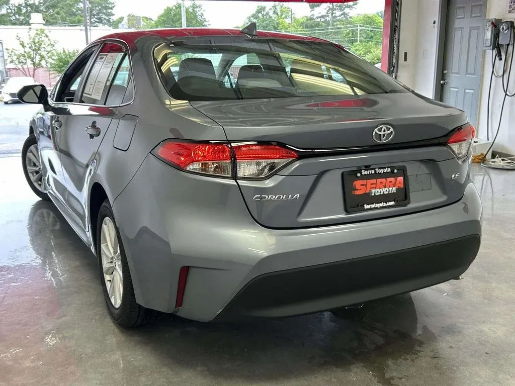 2024 Toyota Corolla LE thumbnail 5