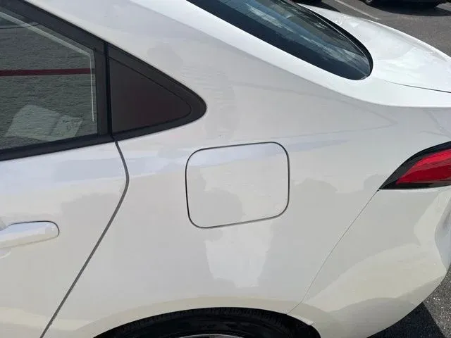 2024 Toyota Corolla LE thumbnail 13