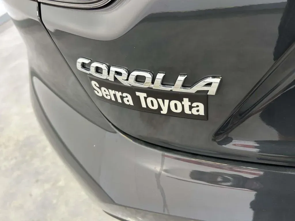 2024 Toyota Corolla LE thumbnail 11