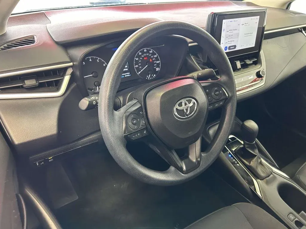 2024 Toyota Corolla LE thumbnail 13