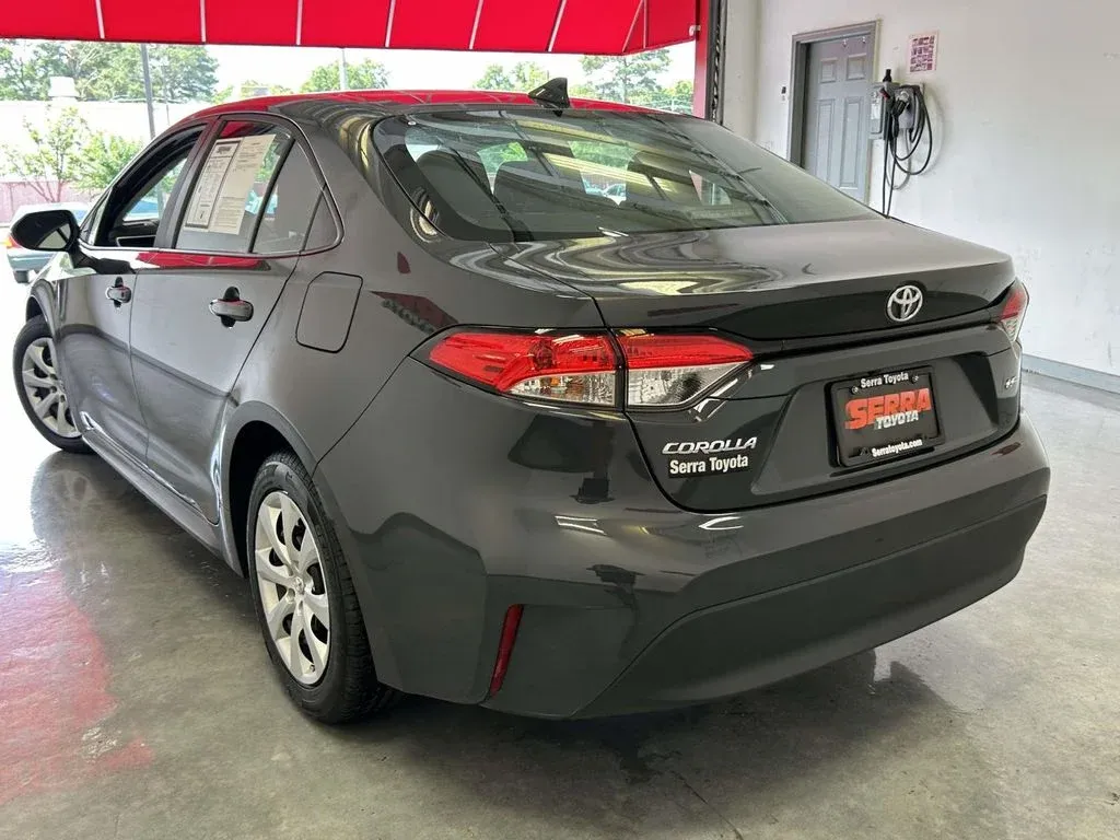 2024 Toyota Corolla LE thumbnail 5