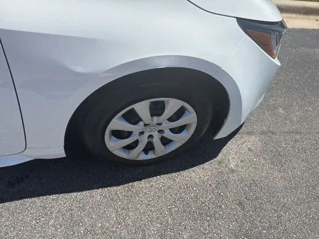 2024 Toyota Corolla LE thumbnail 10