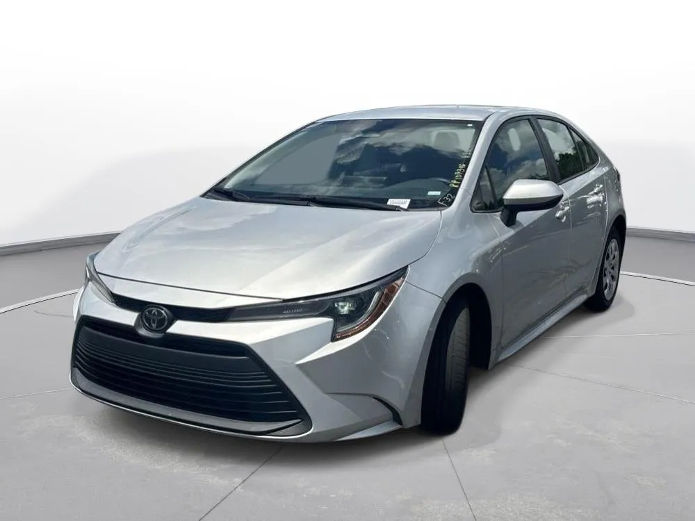 2024 Toyota Corolla LE thumbnail 2