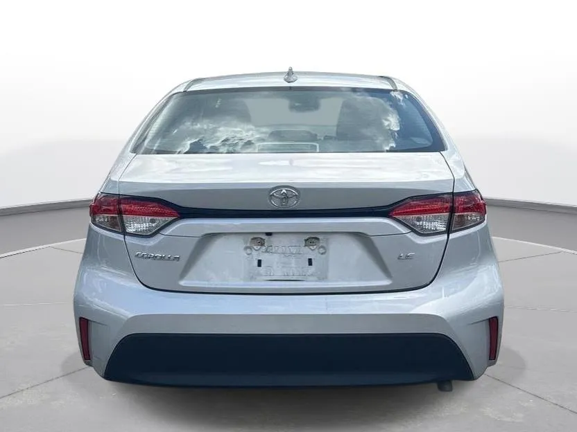 2024 Toyota Corolla LE thumbnail 7