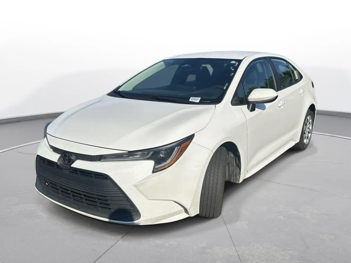 2024 Toyota Corolla LE thumbnail 2