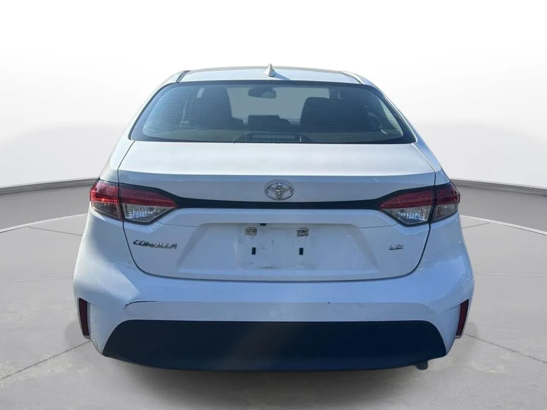 2024 Toyota Corolla LE thumbnail 7