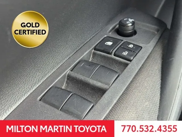 2024 Toyota Corolla LE thumbnail 21