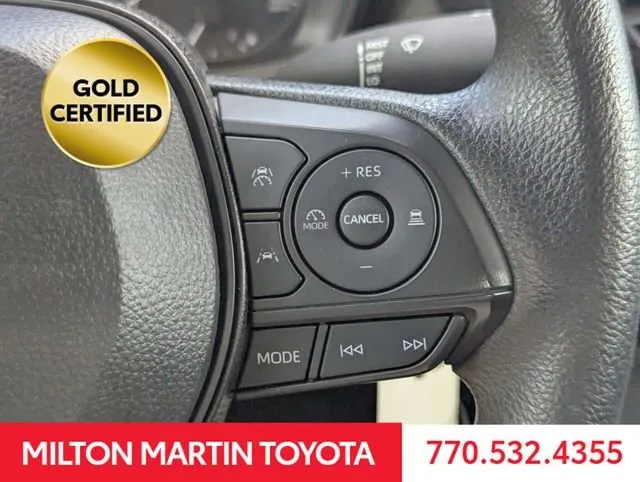 2024 Toyota Corolla LE thumbnail 24