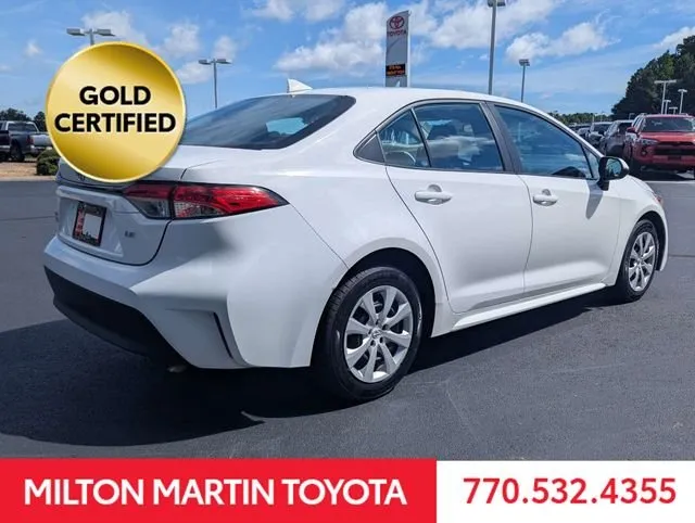 2024 Toyota Corolla LE thumbnail 3