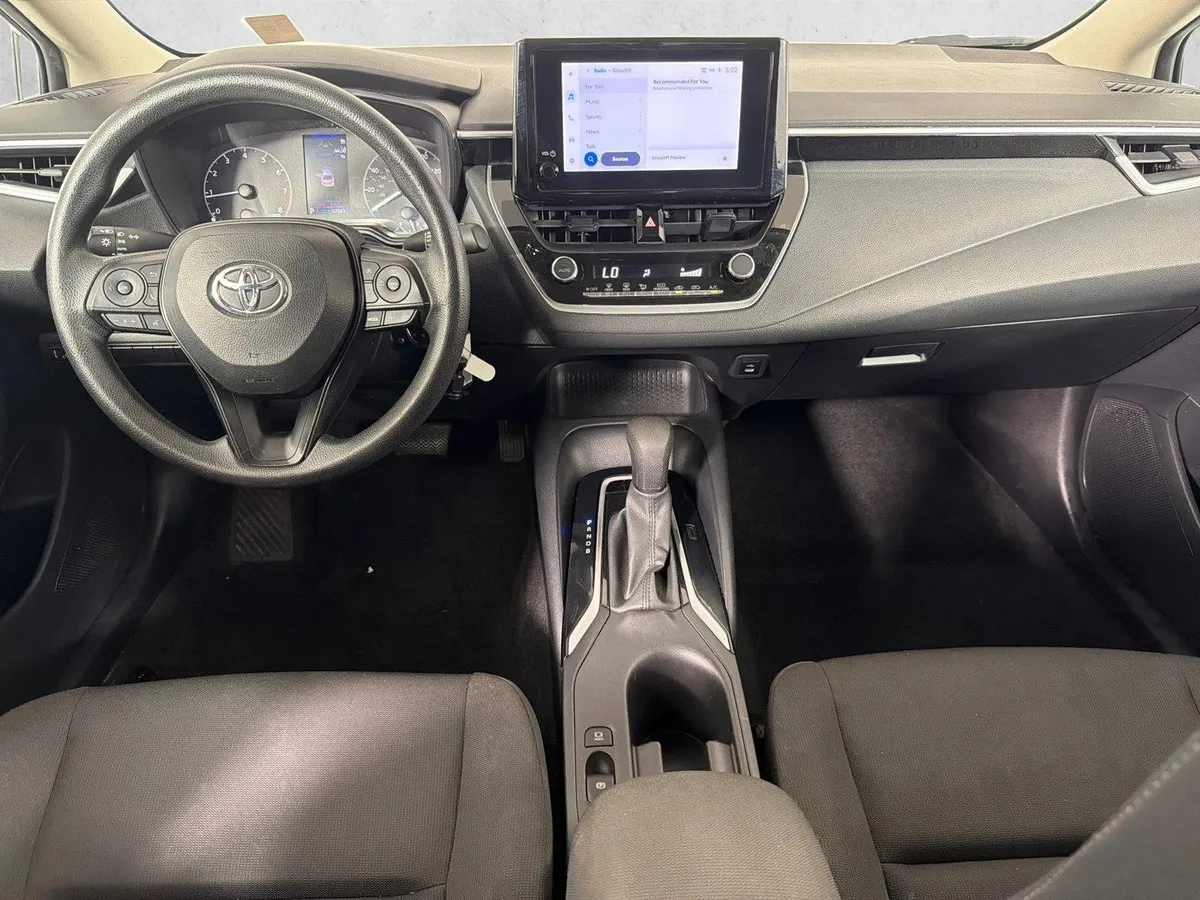 2024 Toyota Corolla LE thumbnail 22