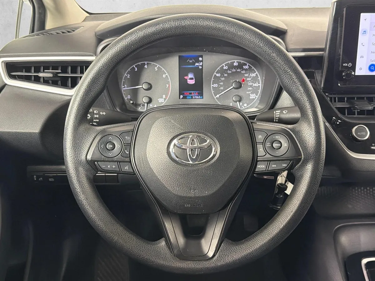 2024 Toyota Corolla LE thumbnail 23