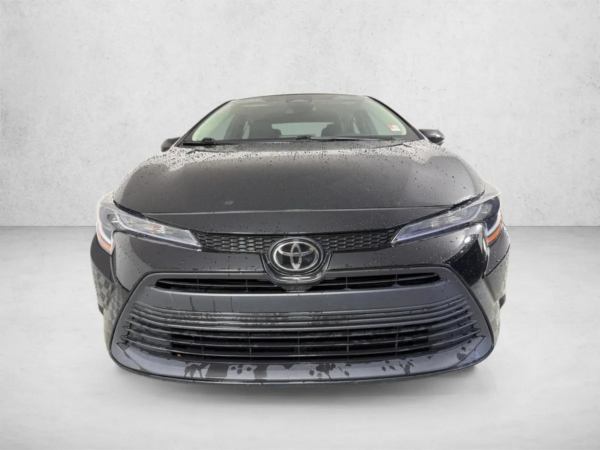 2024 Toyota Corolla LE thumbnail 8