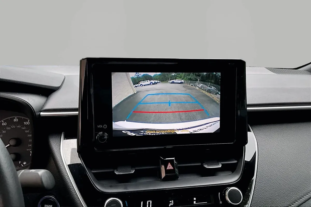 2024 Toyota Corolla SE thumbnail 27