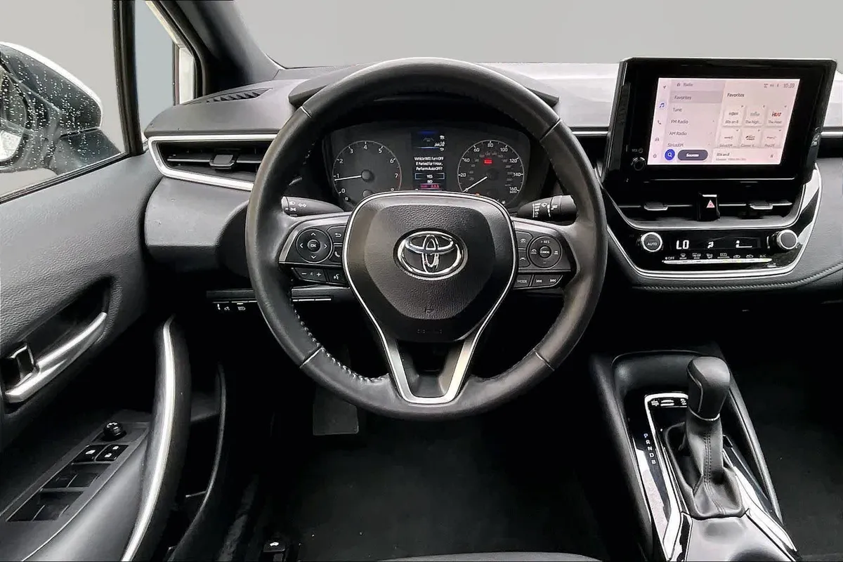 2024 Toyota Corolla SE thumbnail 6