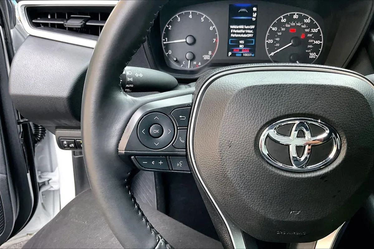 2024 Toyota Corolla SE thumbnail 23