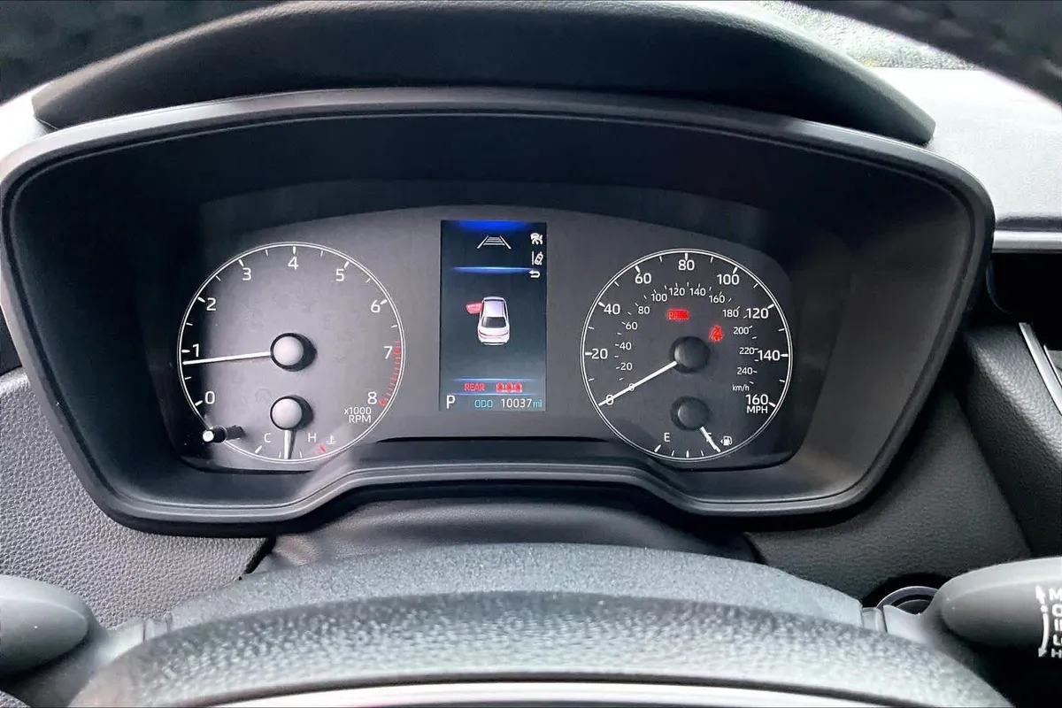 2024 Toyota Corolla SE thumbnail 25