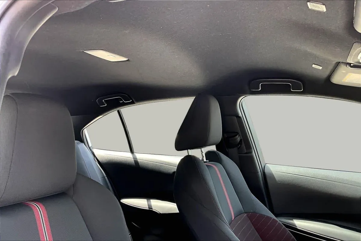 2024 Toyota Corolla SE thumbnail 14