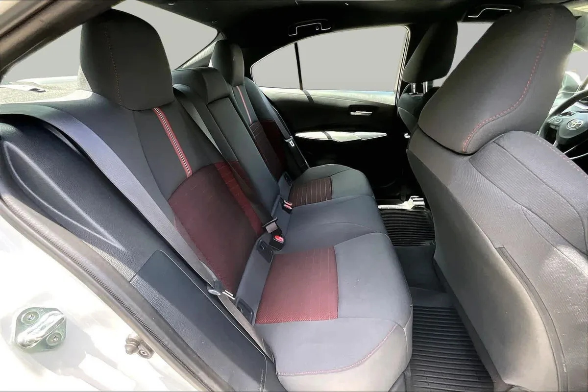 2024 Toyota Corolla SE thumbnail 20