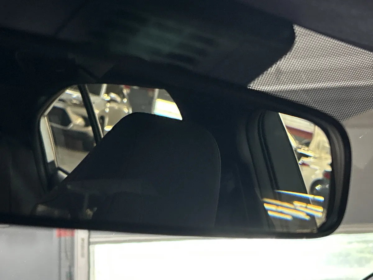 2024 Toyota Corolla SE thumbnail 26