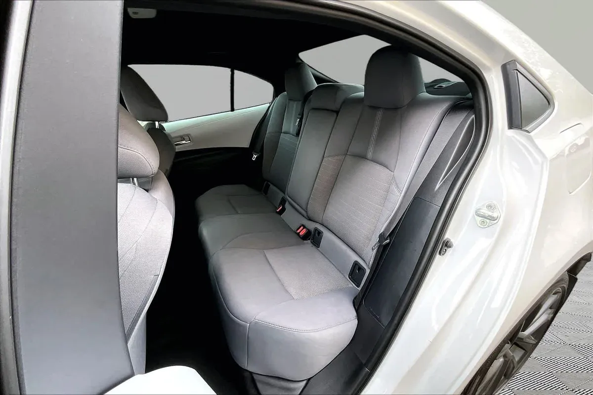 2024 Toyota Corolla SE thumbnail 20