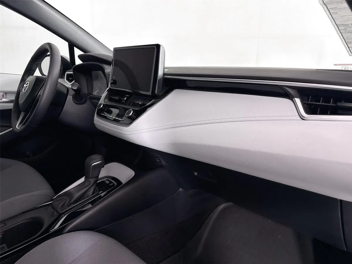 2024 Toyota Corolla SE thumbnail 40