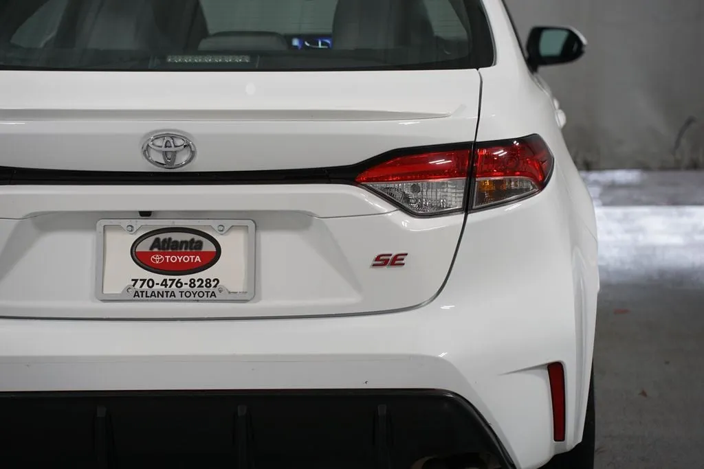 2024 Toyota Corolla SE thumbnail 10