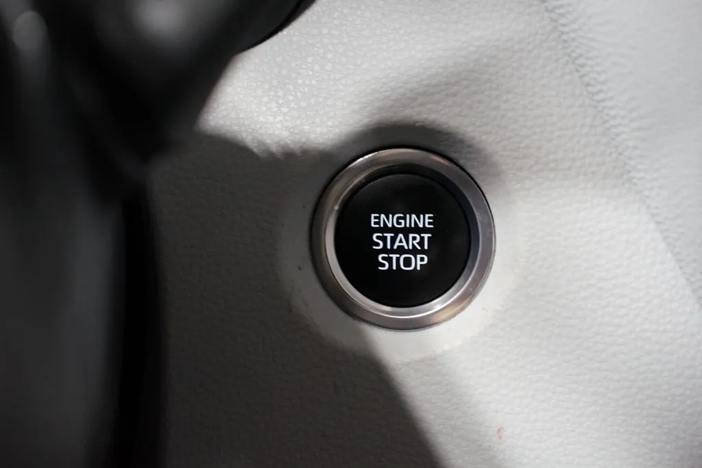 2024 Toyota Corolla SE thumbnail 23