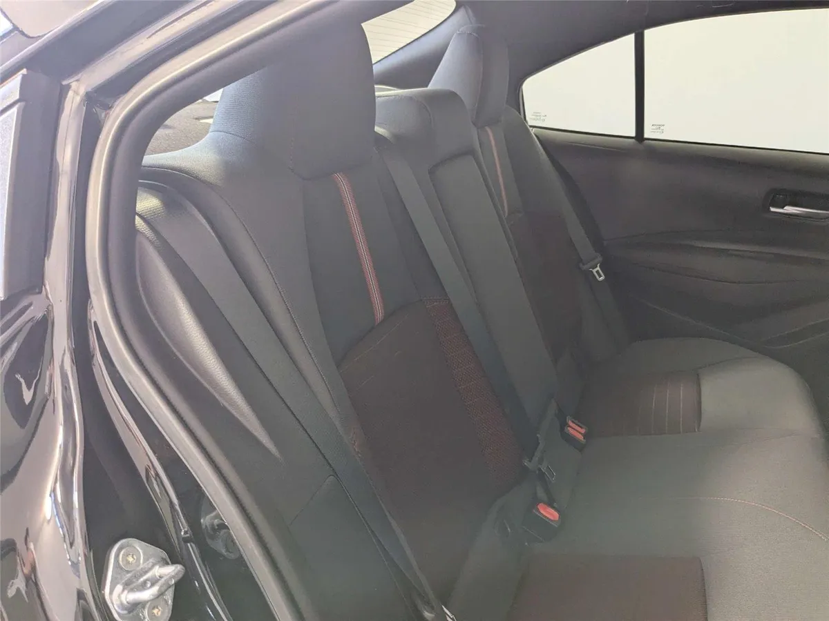 2024 Toyota Corolla SE thumbnail 26