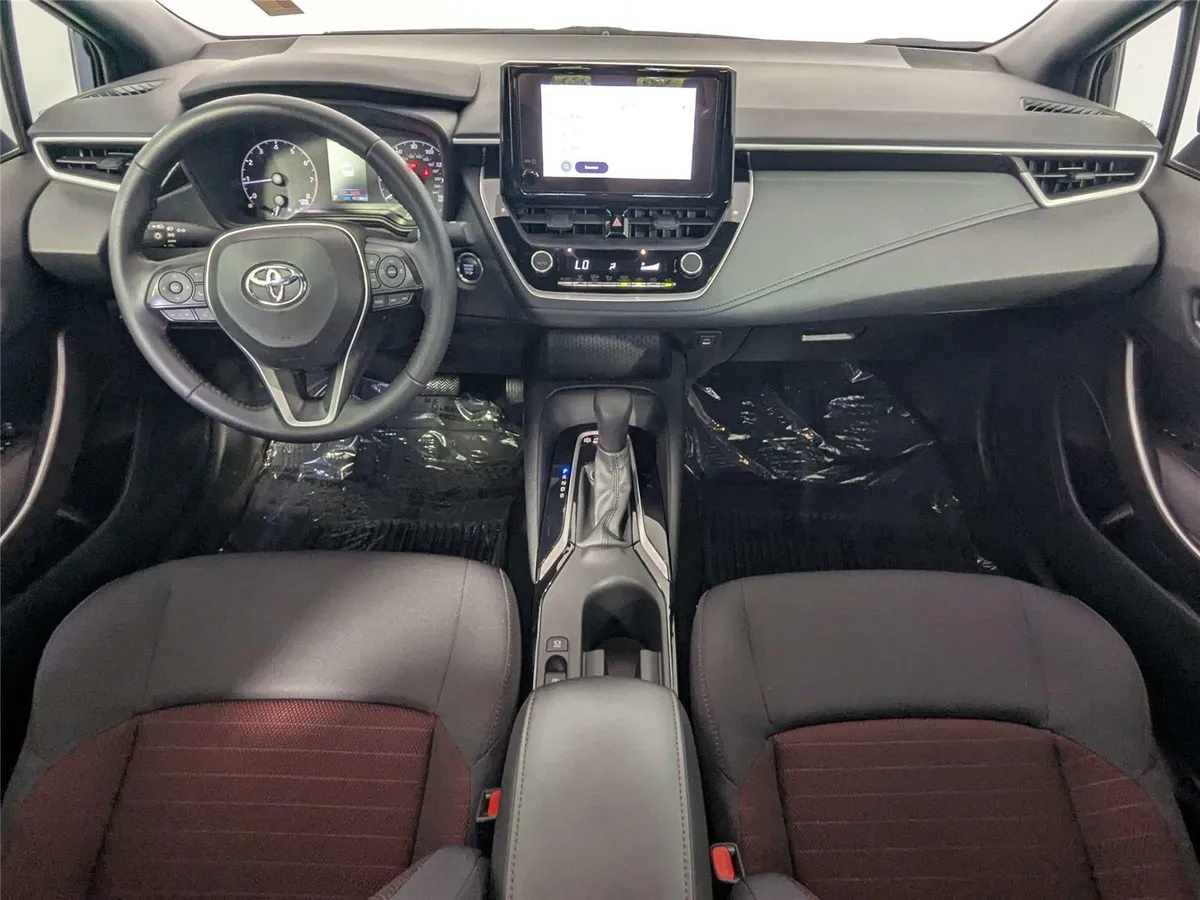 2024 Toyota Corolla SE thumbnail 36