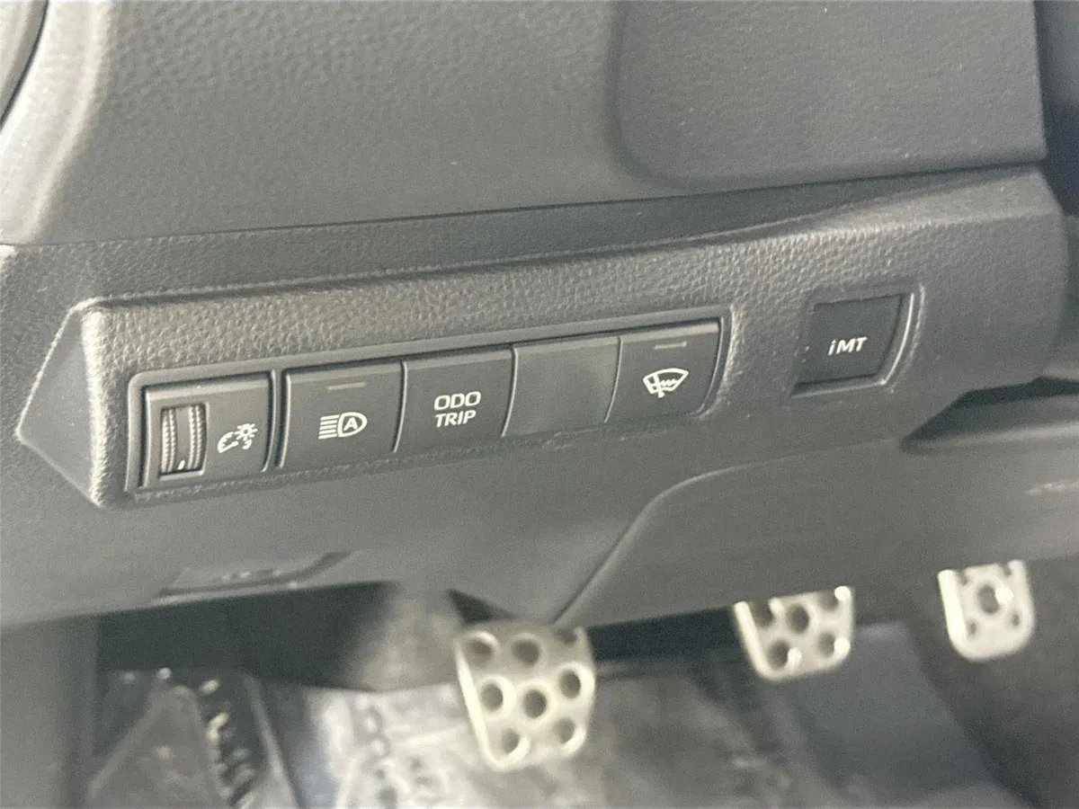 2024 Toyota GR Corolla Core thumbnail 15