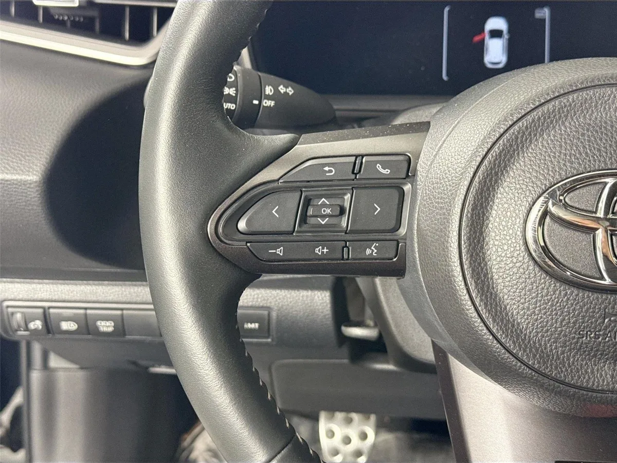 2024 Toyota GR Corolla Core thumbnail 17